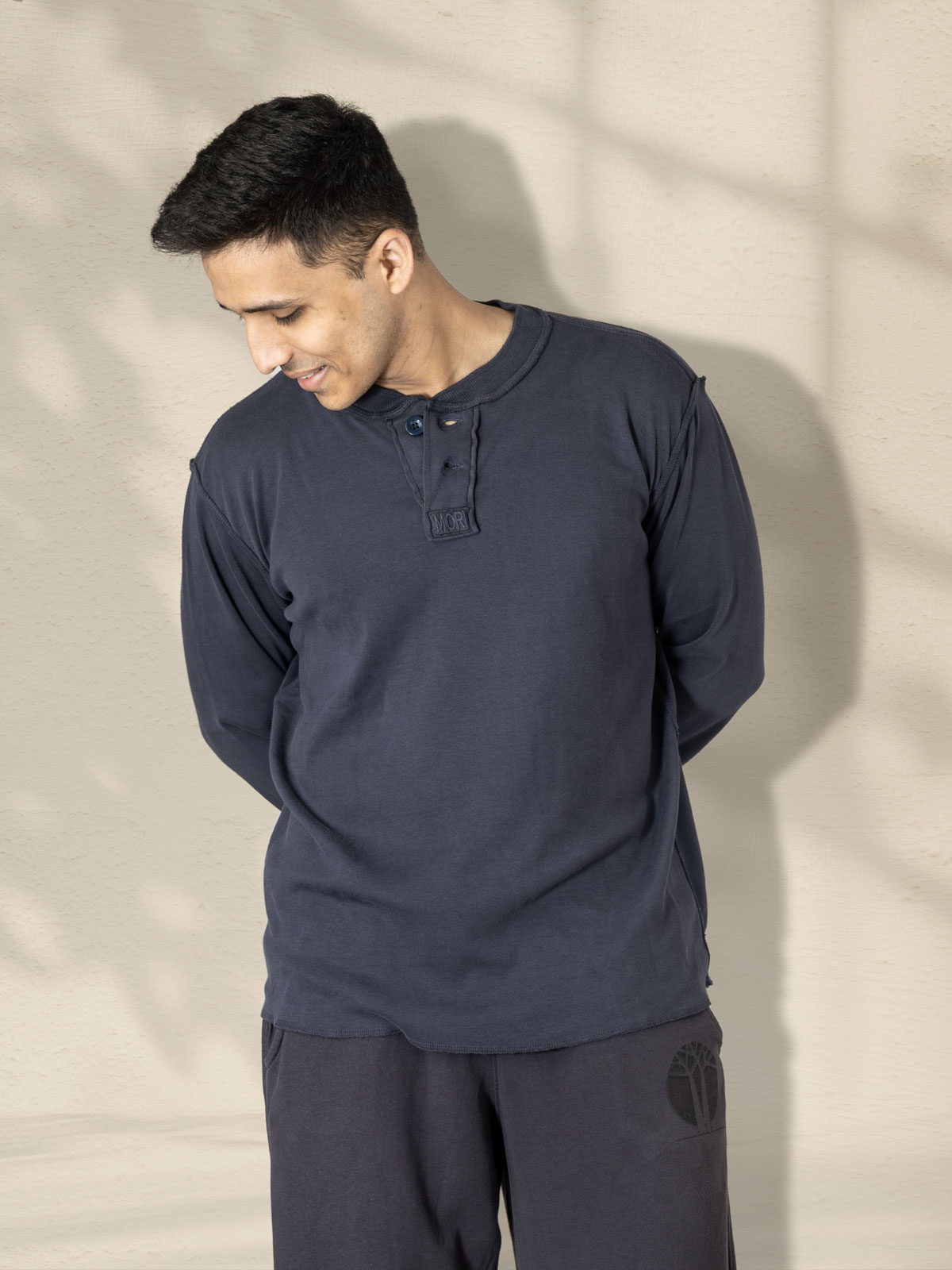 HANLEY-NECK-FULL-SLEEVE-TEE-navy-aa