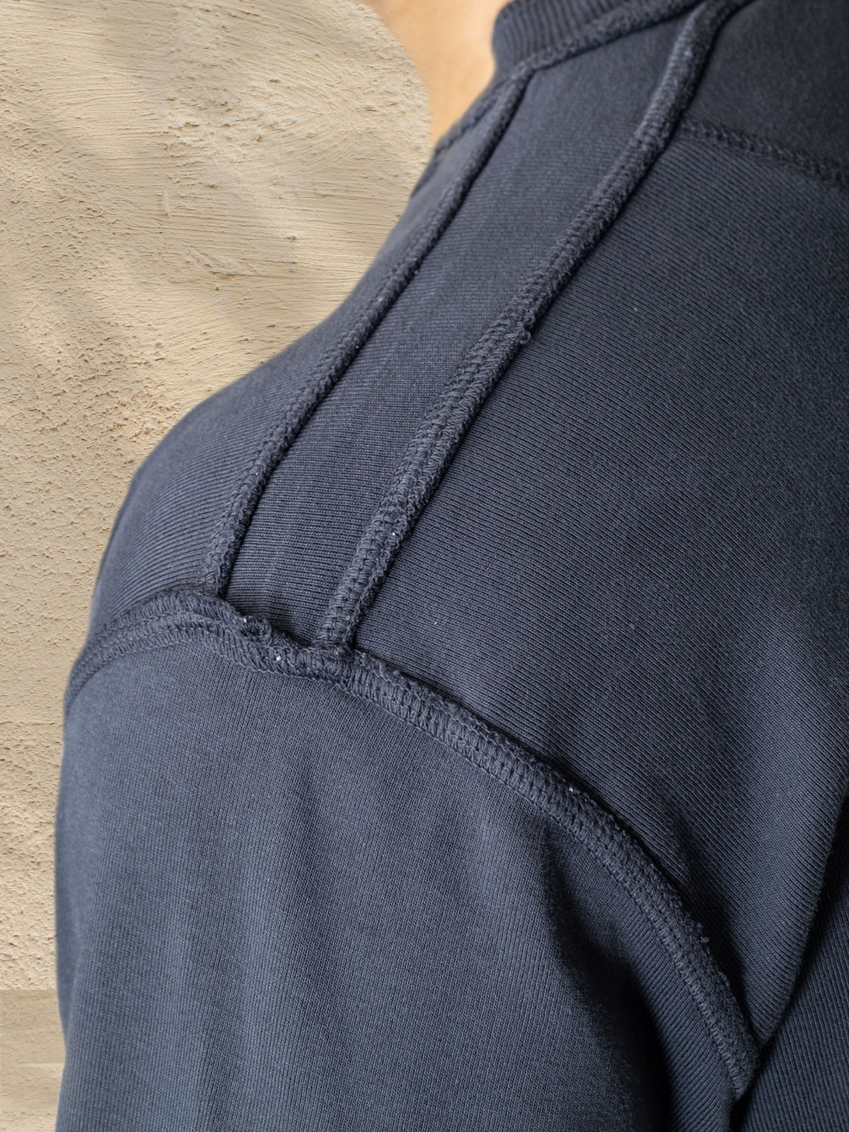 HANLEY-NECK-FULL-SLEEVE-TEE-navy-dd