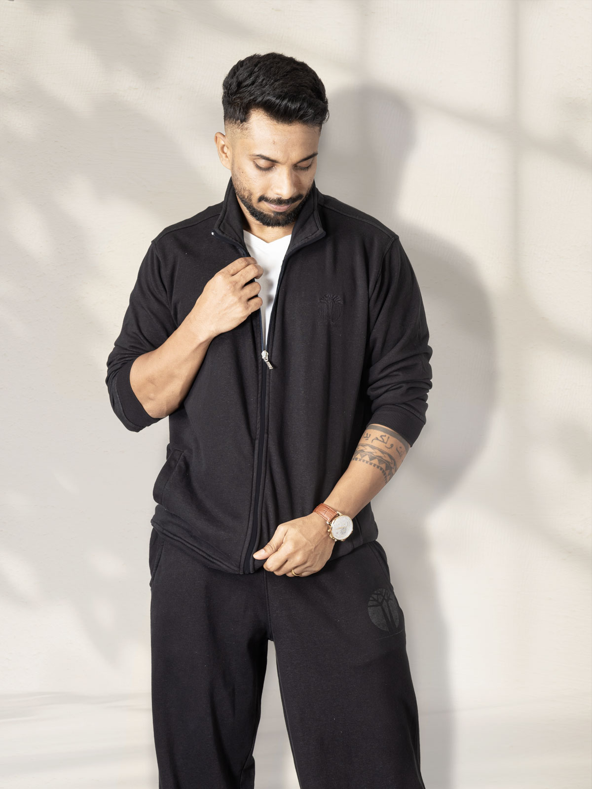 HIGH-NECK-JACKET---BLACK-bb-