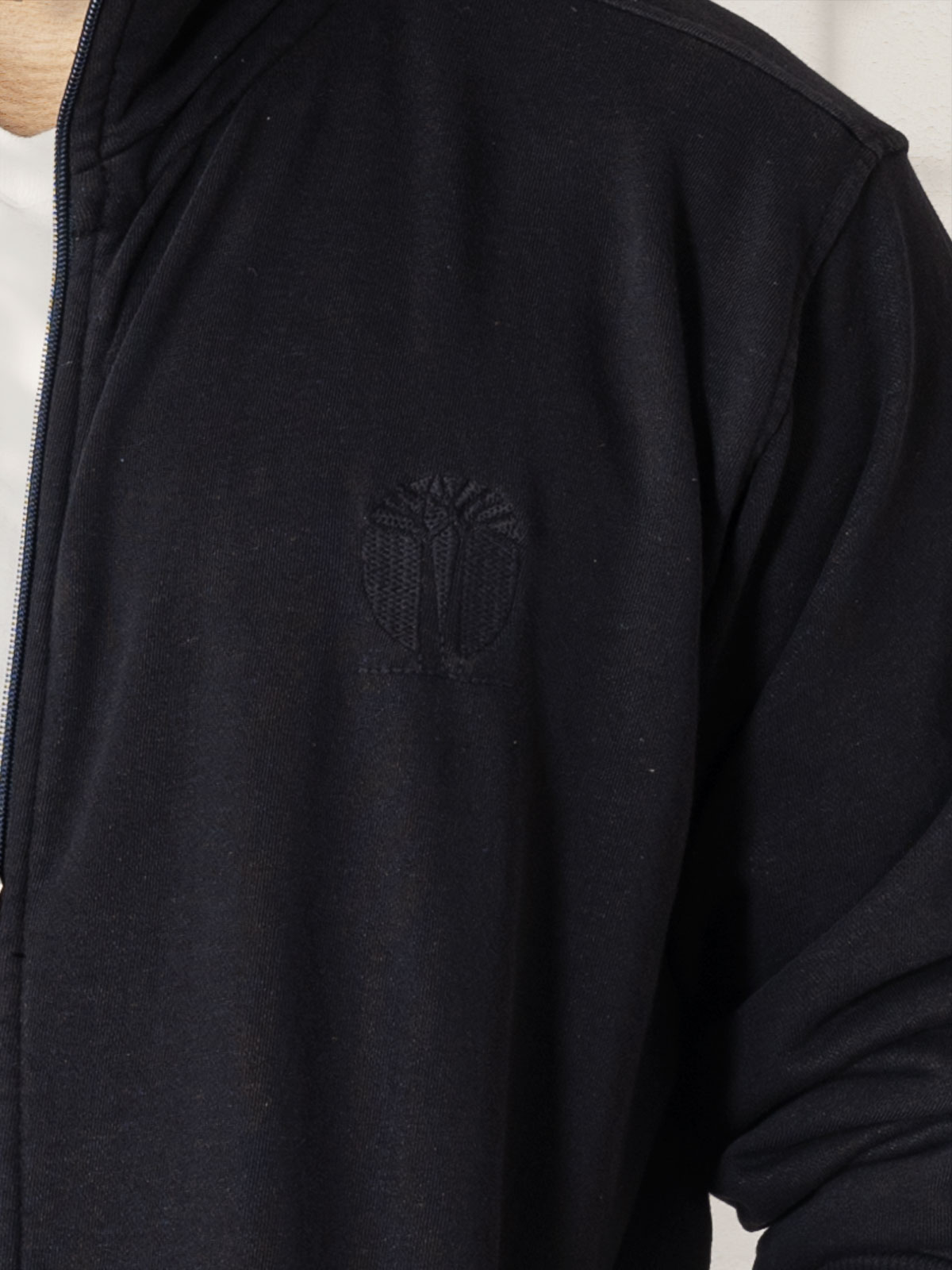 HIGH-NECK-JACKET---BLACK-dd-